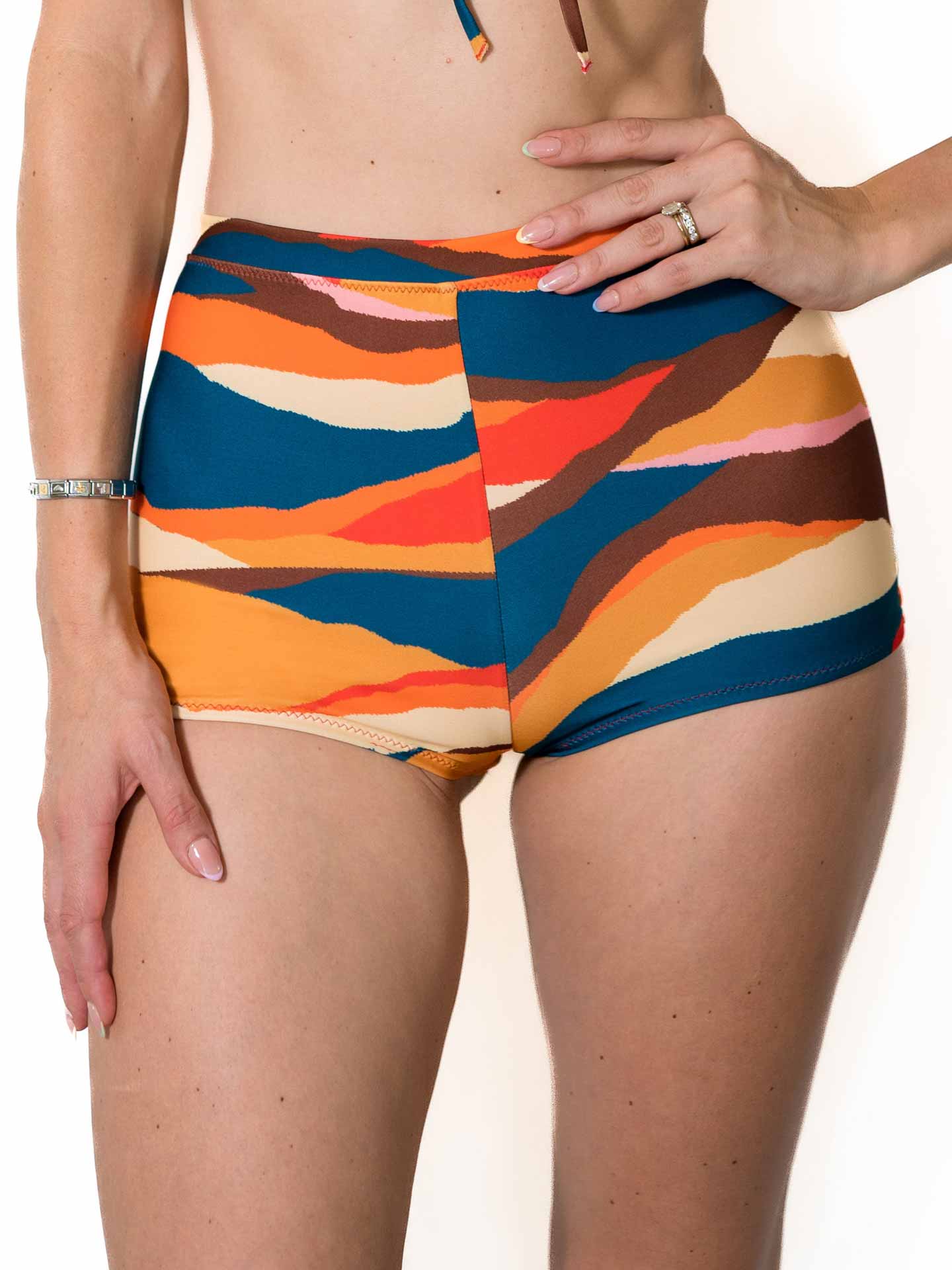 AIMA DORA Surf Shorty - M AIMA DORA Surf Shorty - M